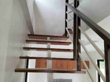 Single Detached House and Lot for Sale