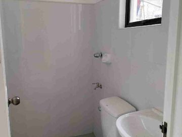 Single Detached House and Lot for Sale