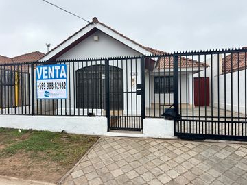 AMPLIA Y COMO PROPIEDAD CECA DE COLEGIOS Y CENTROS COMERCIALES
