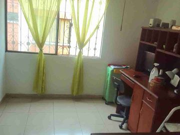 VENDO CASA, SECTOR LA HACIENDA, SUR DE CALI
