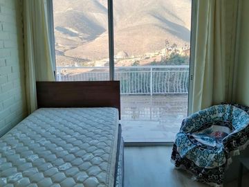 Acogedora casa en parcela de 13.200 M2