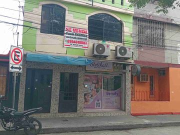 Casa Rentera con Local comercial en Sauces 8