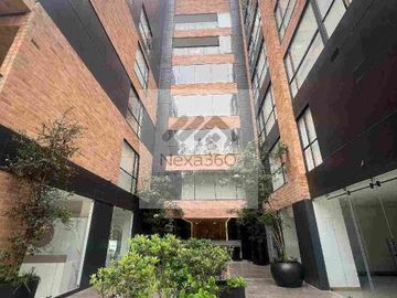 Oficina nueva en venta sector Av. primero de Mayo, cerca de la escuela Pasos.