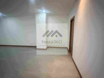 Oficina nueva en venta sector Av. primero de Mayo, cerca de la escuela Pasos.
