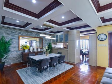 5-Bedroom House with Swimming Pool in Los Baños, Laguna