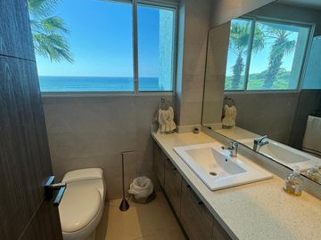 HERMOSO DEPARTAMENTO EN VENTA, EDIFICIO LA JOLLA