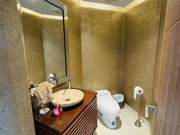 HERMOSO DEPARTAMENTO EN VENTA, EDIFICIO LA JOLLA