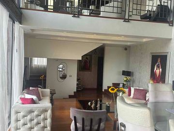 Venta casa campestre moderna con piscina en MIRAVALLE 2