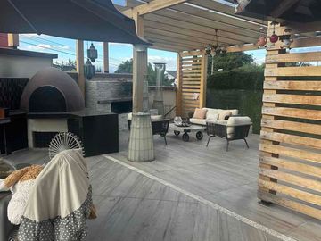 Venta casa campestre moderna con piscina en MIRAVALLE 2