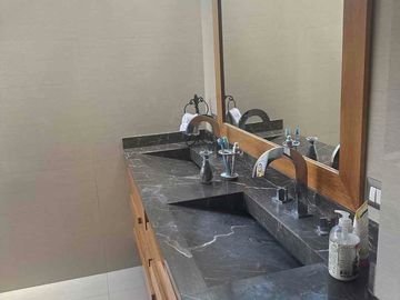 Venta casa campestre moderna con piscina en MIRAVALLE 2