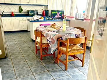 CASA EN JARDINES DEL SUR CON INMEJORABLE VISTA AL MAR