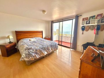 CASA EN JARDINES DEL SUR CON INMEJORABLE VISTA AL MAR