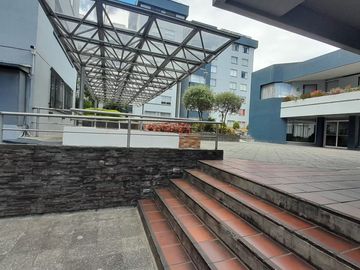Venta departamento en Conjunto Privado, cerca Colegio de América