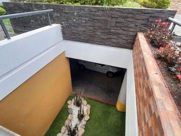Venta departamento en Conjunto Privado, cerca Colegio de América