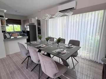 5 Bedrooms, 3 Toilet & Bath with attic/ for sale in Laguna