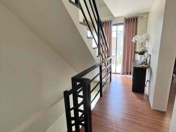 5 Bedrooms, 3 Toilet & Bath with attic/ for sale in Laguna