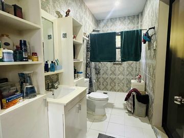 HOUSE AND LOT WITH SWIMMING POOL INCOME GENERATING FOR SALE IN PANGLAO ISLAND OF BOHOL