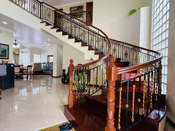 HOUSE AND LOT WITH SWIMMING POOL FOR SALE SEAVIEW IN PANGLAO ISLAND OF BOHOL