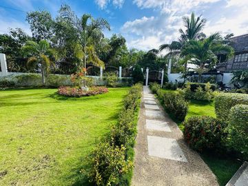 HOUSE AND LOT WITH SWIMMING POOL FOR SALE SEAVIEW IN PANGLAO ISLAND OF BOHOL