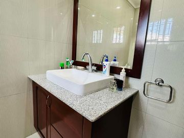HOUSE AND LOT WITH SWIMMING POOL FOR SALE SEAVIEW IN PANGLAO ISLAND OF BOHOL