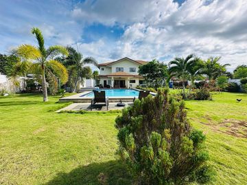 HOUSE AND LOT WITH SWIMMING POOL FOR SALE SEAVIEW IN PANGLAO ISLAND OF BOHOL