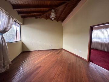 Casa de venta sector selva alegre dentro de urbanización