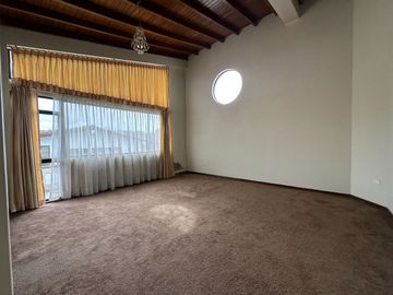 Casa de venta sector selva alegre dentro de urbanización