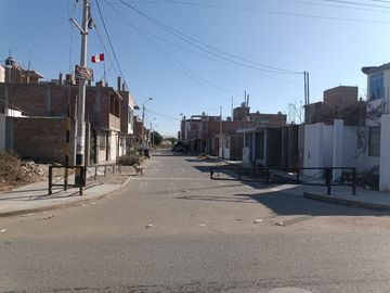 Oportunidad: Terreno con construcción en venta en La Florida IV, Subtanjalla
