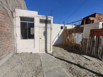 Oportunidad: Terreno con construcción en venta en La Florida IV, Subtanjalla