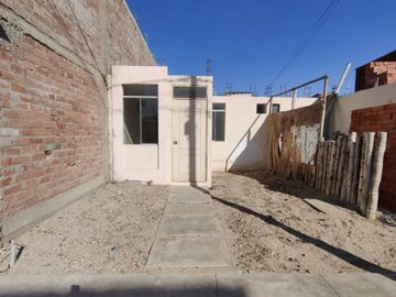Oportunidad: Terreno con construcción en venta en La Florida IV, Subtanjalla