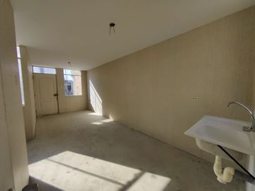 Oportunidad: Terreno con construcción en venta en La Florida IV, Subtanjalla