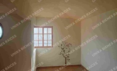 BONITA CASA EN CONDOMINIO, CERCA DE CU, TOLUCA CENTRO, BUENOS ACABADOS