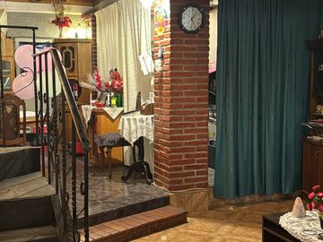 Venta amplia Casa Puente Alto Sector Tocornal Juan Mackenna con Taller gran estacionamiento Solo contado