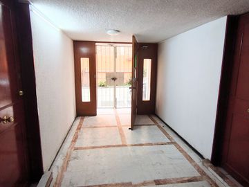 Departamento en Venta – 4 Recámaras, Excelente Ubicación, Ideal para Familias o Inversionistas