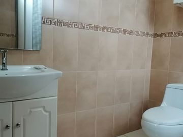 Venta de casa de 3 pisos en Condominio Los Sauces de Carabayllo