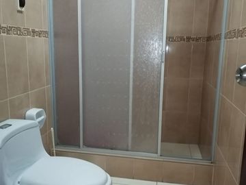 Venta de casa de 3 pisos en Condominio Los Sauces de Carabayllo