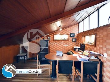 Yanuncay, Venta de Casa Rentera de Dos Apartamentos