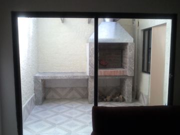 CASA EN VENTA QUILPUE, CENTRAL 5 DORM. 3 BAÑOS $125ms. Sólo CONTADO