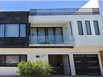 VENTA DE CASA EN AV FRANCISCO I MADERO AGUASCALIENTES