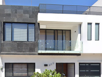 VENTA DE CASA EN AV FRANCISCO I MADERO AGUASCALIENTES