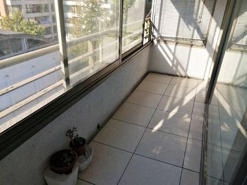 EXCELENTE DEPARTAMENTO EN DUBLE ALMEYDA/MOS. EYZAGUIRRE, ÑUÑOA, 3D-2B, ESTACIONAMIENTO Y BODEGA