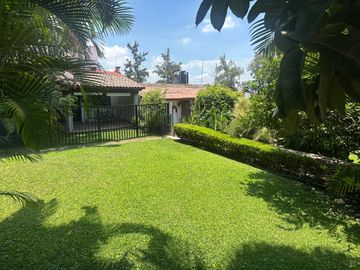 Jardines de Delicias, avenida san diego
