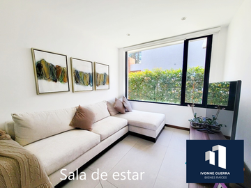 Casa de lujo con piscina privada.  Vista espectacular.