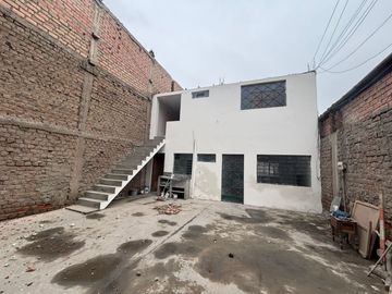 ¡Comas! Venta de Casa 160 m² a Valor Terreno – Urb. Carabayllo