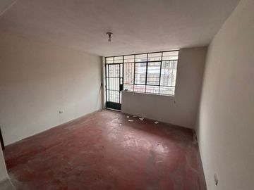 ¡Comas! Venta de Casa 160 m² a Valor Terreno – Urb. Carabayllo