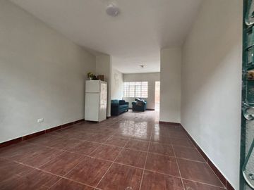 ¡Comas! Venta de Casa 160 m² a Valor Terreno – Urb. Carabayllo