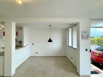 Extraordinaria casa con 117 m2 en Sol de Galicia Conjunto Residencial. Cerritos. Galicia. Pereira - Colombia.