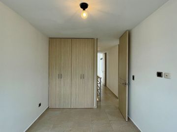 Extraordinaria casa con 117 m2 en Sol de Galicia Conjunto Residencial. Cerritos. Galicia. Pereira - Colombia.