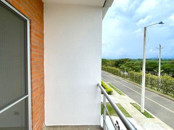 Extraordinaria casa con 117 m2 en Sol de Galicia Conjunto Residencial. Cerritos. Galicia. Pereira - Colombia.