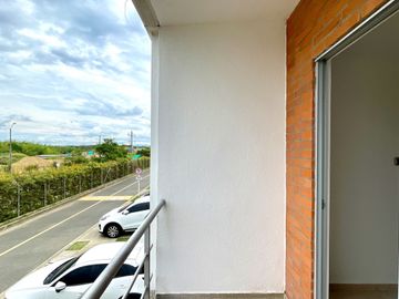 Extraordinaria casa con 117 m2 en Sol de Galicia Conjunto Residencial. Cerritos. Galicia. Pereira - Colombia.
